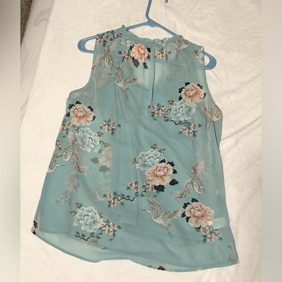 Daniel Rainn Tank Top, size medium - Picture 3 of 4